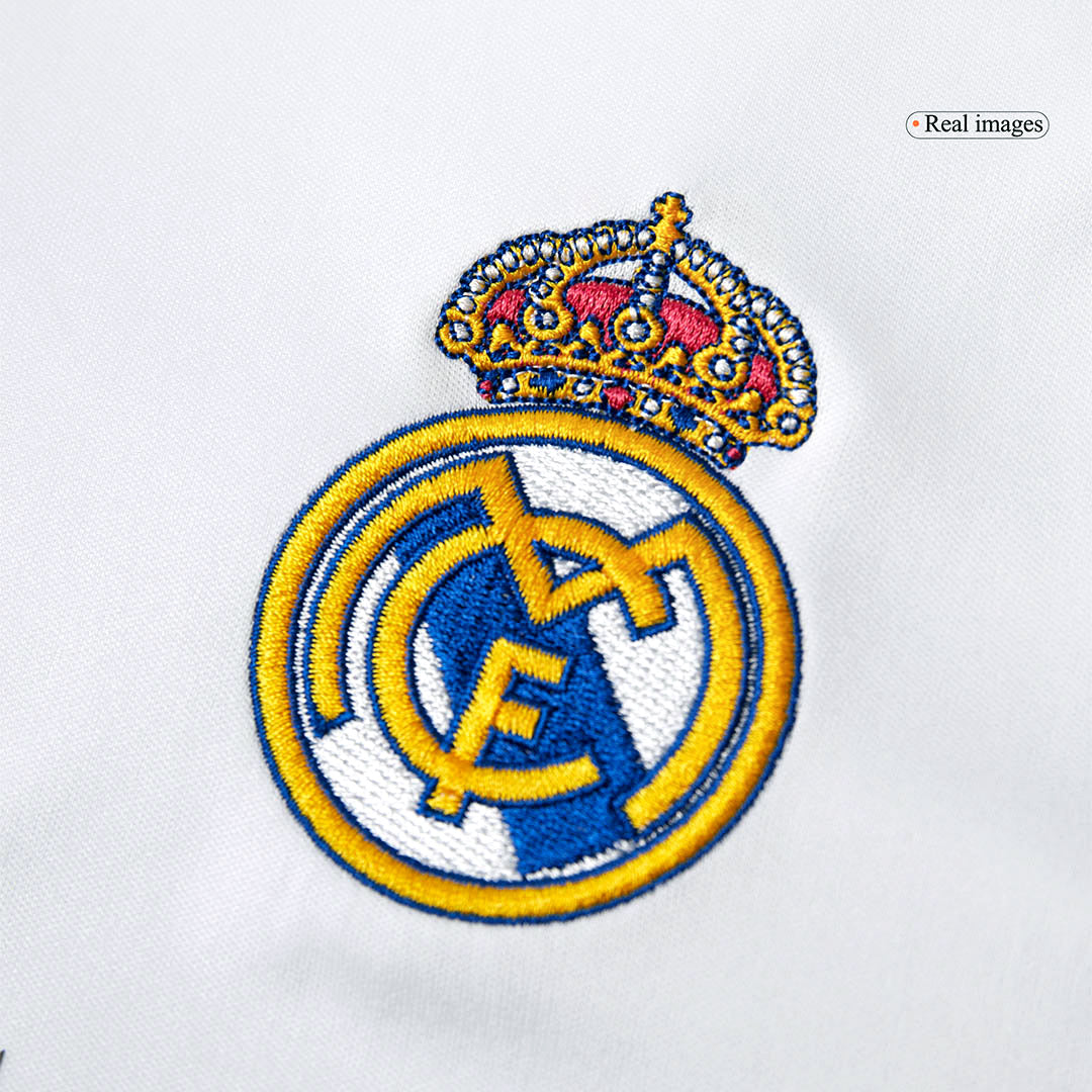 Real Madrid Hjemmebanesæt 2025/26 [PREMIUM]