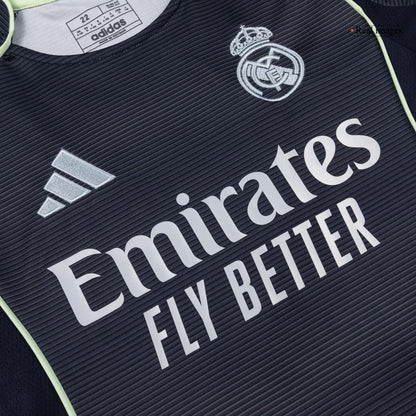 Real Madrid Udebanesæt Børn 2025/26 [PREMIUM]