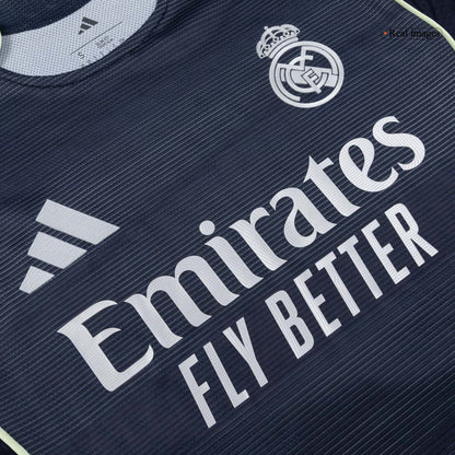 Real Madrid Udebanebanetrøje Spillerversion 2025/26 CAMAVINGA #6 [PREMIUM]