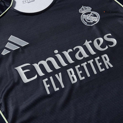 Real Madrid Udebanetrøje 2025/26 HUIJSEN #24 [PREMIUM]